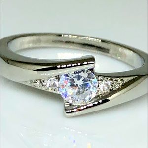 925/18kw Gold Low Profile CZ Ring